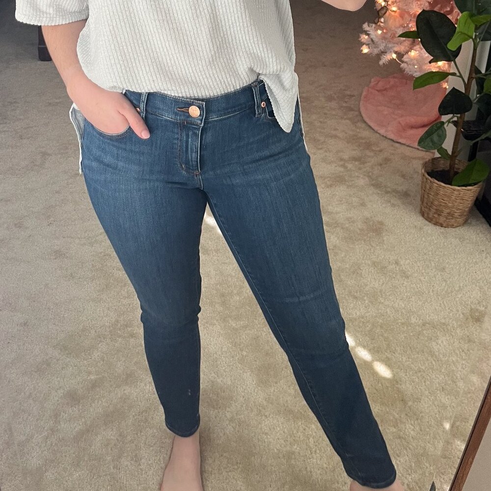 Loft Mid-Rise Blue Skinny Jeans/Legging Fit
